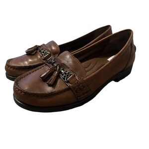 Michel M. Brown Leather Tassel Loafers Size 6